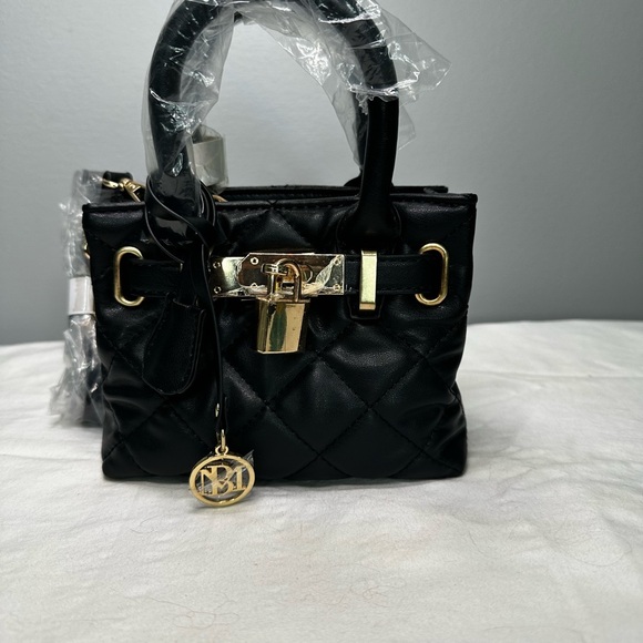 Badgley Mischka Handbags - NWT Badgley Mischka Black Quilted Tote